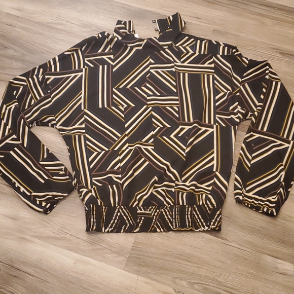 New Allison Joy Byron One Shoulder Top - Picture 4 of 14